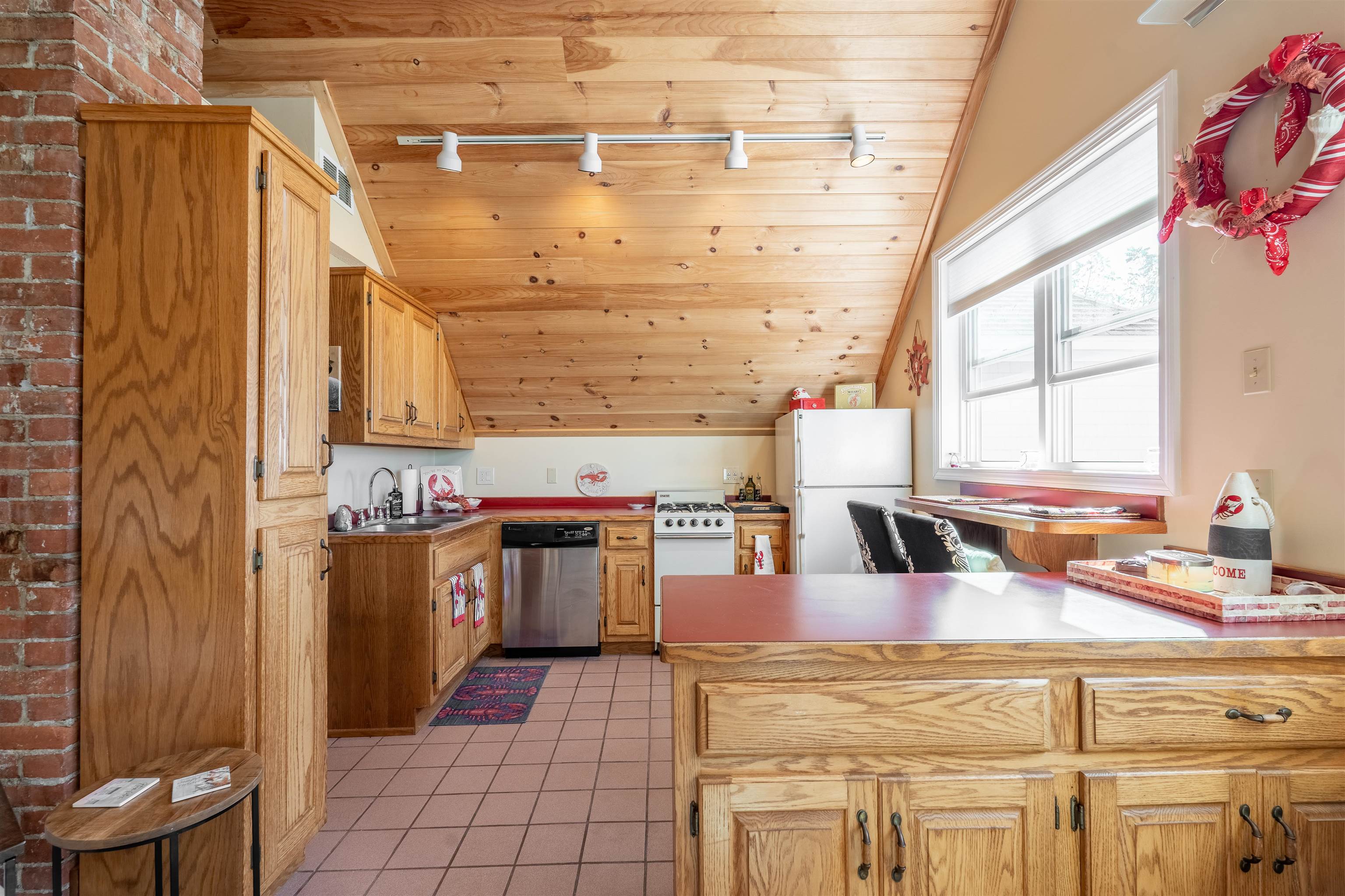 501 Winnacunnet Road, Unit B Hampton, NH 03842 - Photo 10 of 24