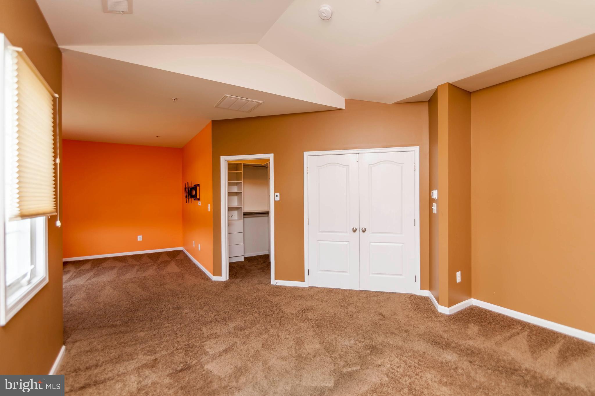 4021 Bridle Ridge Road Upper Marlboro, MD 20772 - Photo 16 of 30 Master Bedroom with Sitting Room