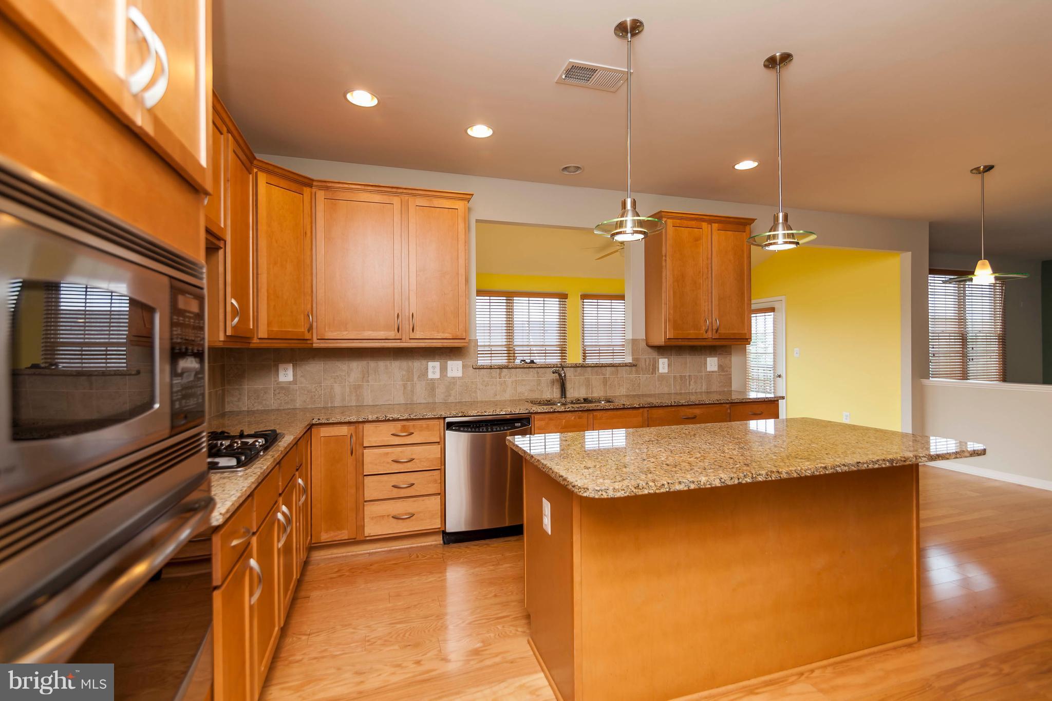 4021 Bridle Ridge Road Upper Marlboro, MD 20772 - Photo 6 of 30 Grand Kitchen