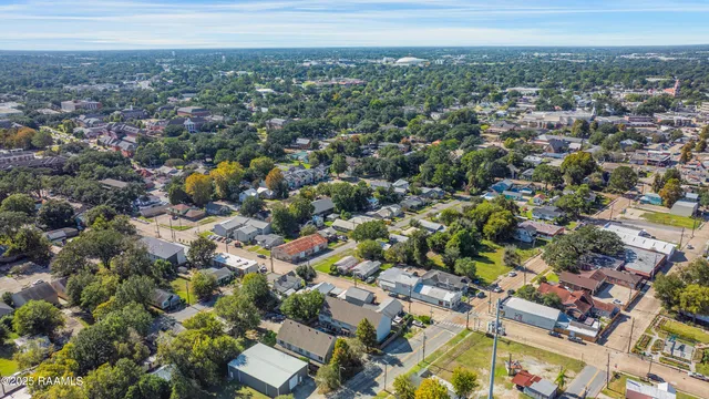 $129,999 | 1402 Jefferson Street, Unit 203, Lafayette, LA 70501