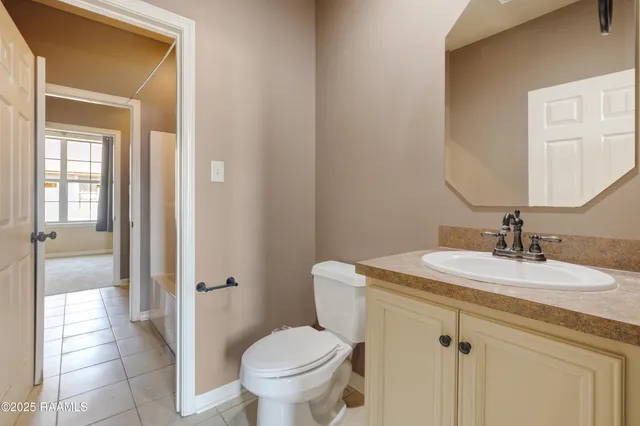 $129,999 | 1402 Jefferson Street, Unit 203, Lafayette, LA 70501