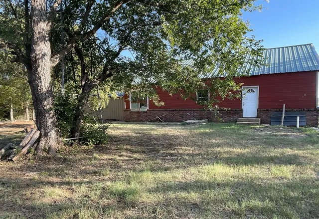 $252,000 | 1345 Oak Hill Road, Valley View, TX 76272