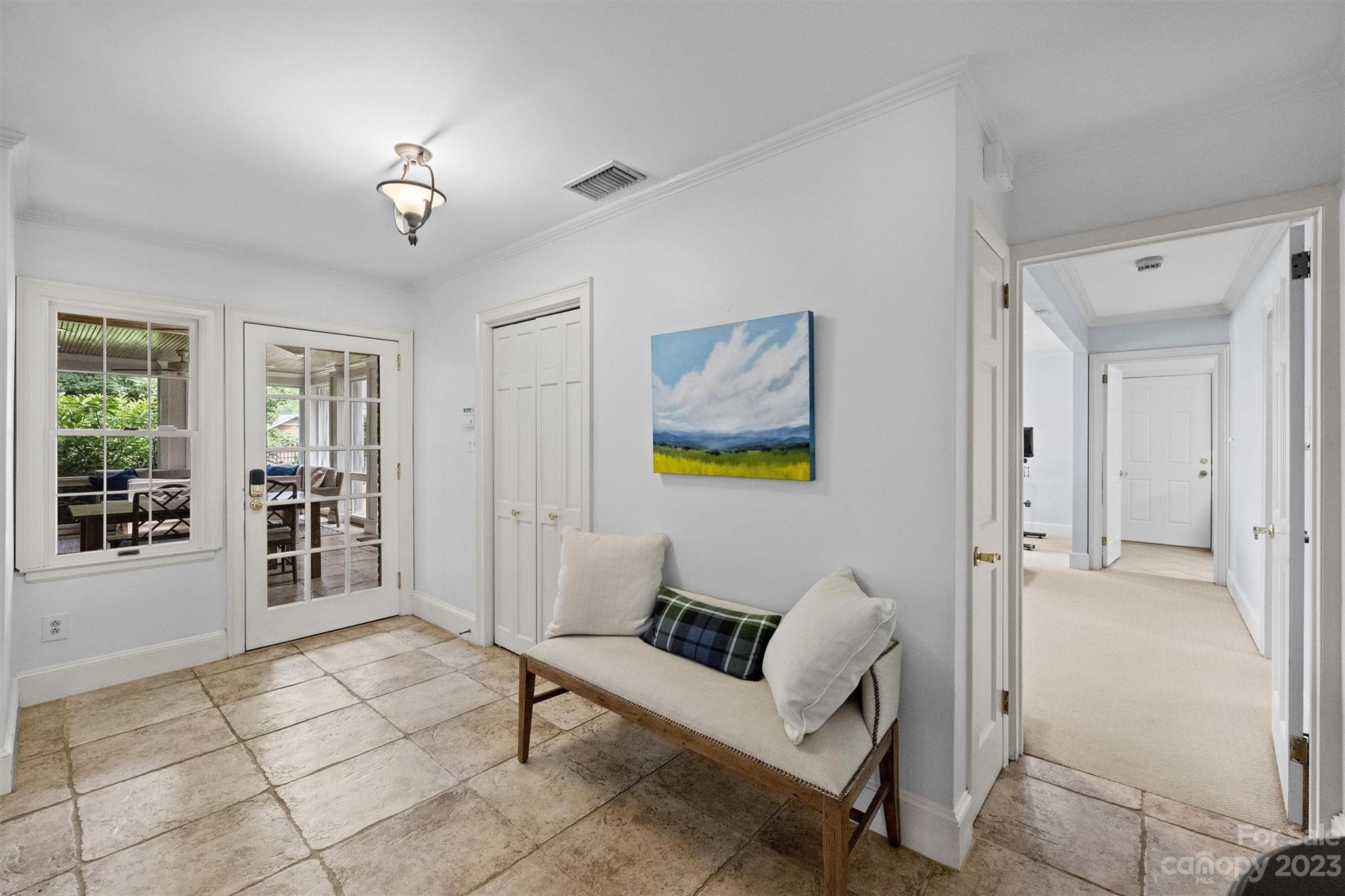 3813 Fellsway Road Charlotte, NC 28209 - Photo 17 of 33 Gallery Image 17