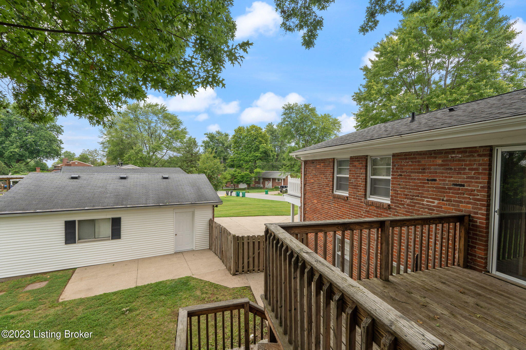 6516 Hollow Tree Road Louisville, KY 40228 - Photo 21 of 58 26-web-or-mls-6516 Hollow Tree Rd-26