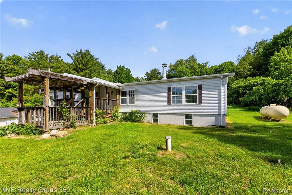 4884 Piersonville Road Columbiaville, MI 48421 - Photo 5 of 52