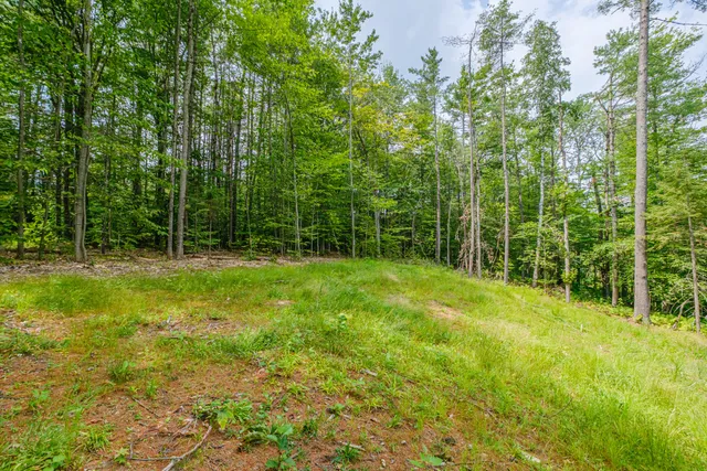 $135,000 | 18 Beech Lane, Greenwood, ME 04255