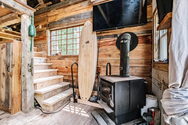 $135,000 | 18 Beech Lane, Greenwood, ME 04255