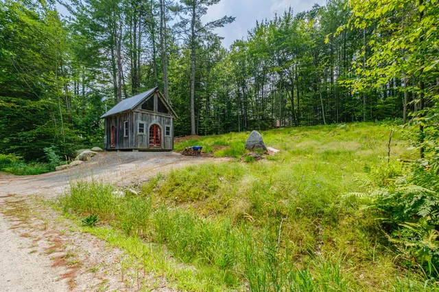 $135,000 | 18 Beech Lane, Greenwood, ME 04255