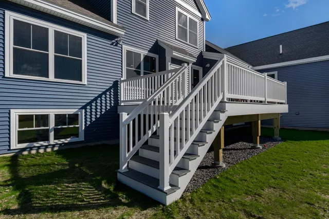 $1,200,000 | 8 Acadia Drive, Hudson, NH 03051