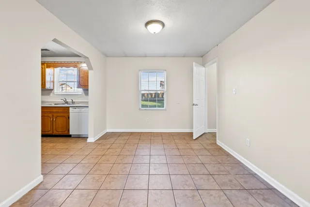 $1,350 | 1174 Schatten Street, Oak Grove, KY 42262