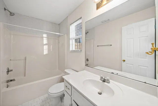 $1,350 | 1174 Schatten Street, Oak Grove, KY 42262