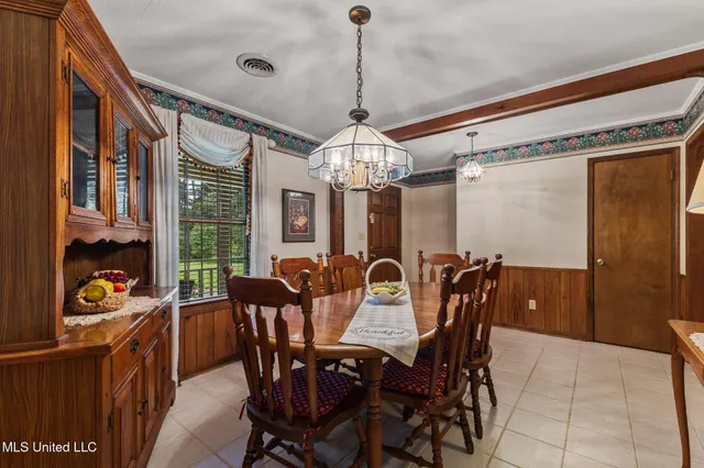 $424,000 | 307 Salem School Road, Collins, MS 39428