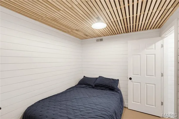 $275,000 | 840 County Road 421, Poplar Bluff, MO 63901