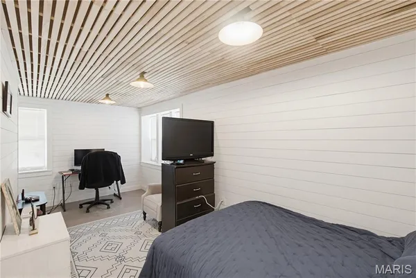 $275,000 | 840 County Road 421, Poplar Bluff, MO 63901