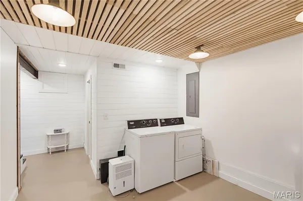 $275,000 | 840 County Road 421, Poplar Bluff, MO 63901