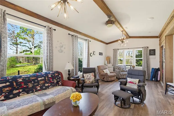 $275,000 | 840 County Road 421, Poplar Bluff, MO 63901