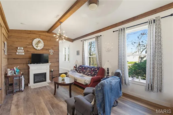 $275,000 | 840 County Road 421, Poplar Bluff, MO 63901