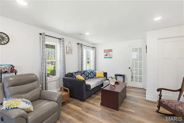 $275,000 | 840 County Road 421, Poplar Bluff, MO 63901