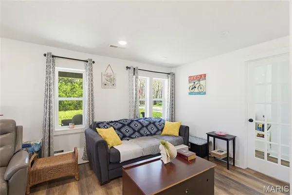 $275,000 | 840 County Road 421, Poplar Bluff, MO 63901