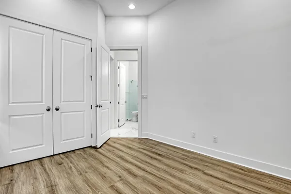$9,750 | 13501 Artisan Circle, Palm Beach Gardens, FL 33418
