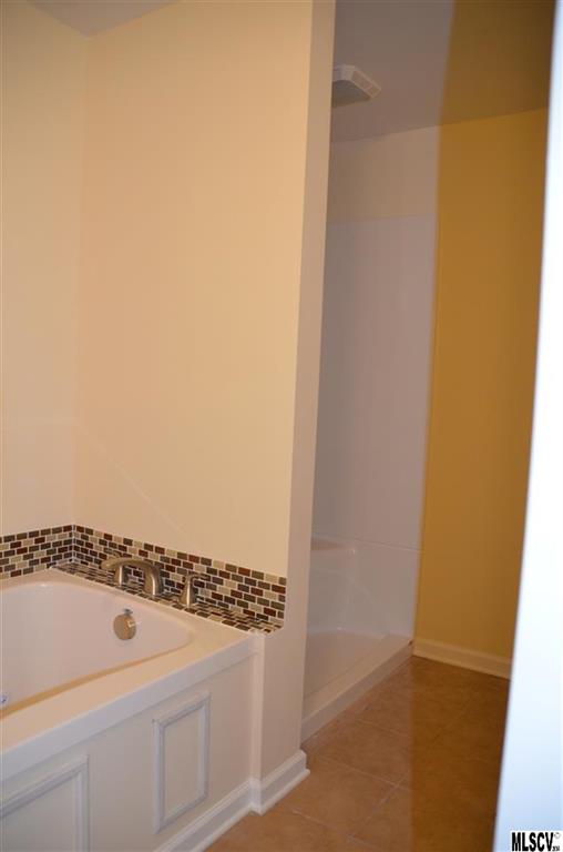 1646 Machine Shop Road Hickory, NC 28602 - Photo 3 of 25 Gallery Image 3
