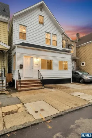 $379,900 | 106 North 11th Street, Newark, NJ 07107