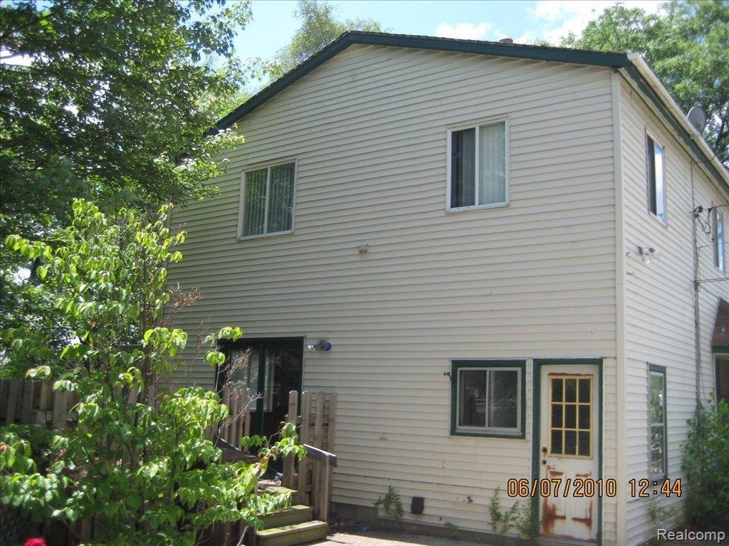 4439 Venoy Road Wayne, MI 48184 - Photo 2 of 13 Rear