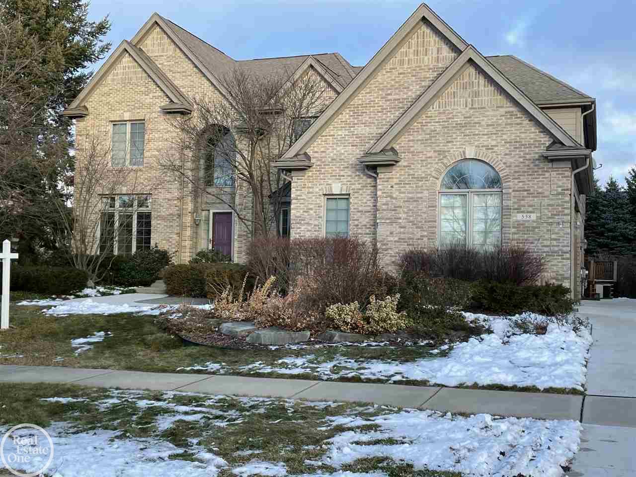 538 Springview Drive Rochester, MI 48307 - Photo 2 of 58