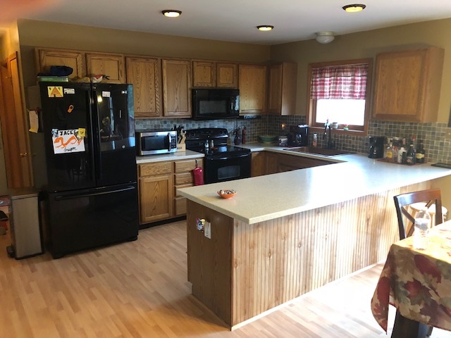 14372 Gilbert Road Allenton, MI 48002 - Photo 11 of 33