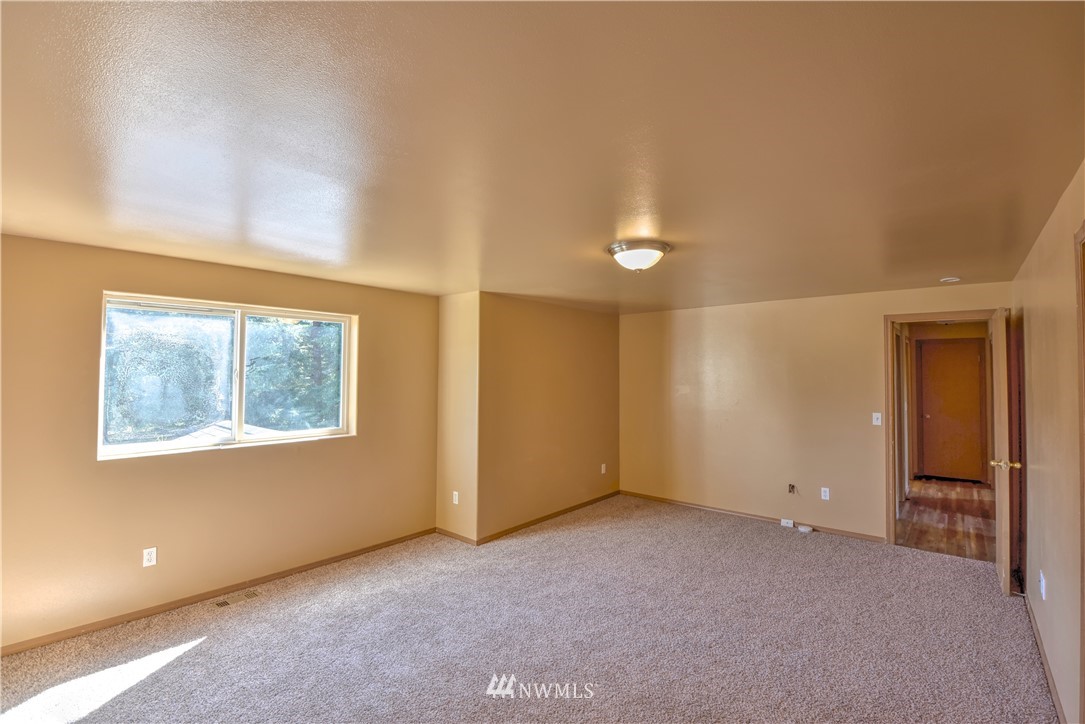 7630 191st Avenue Southwest Rochester, WA 98579 - Photo 12 of 22