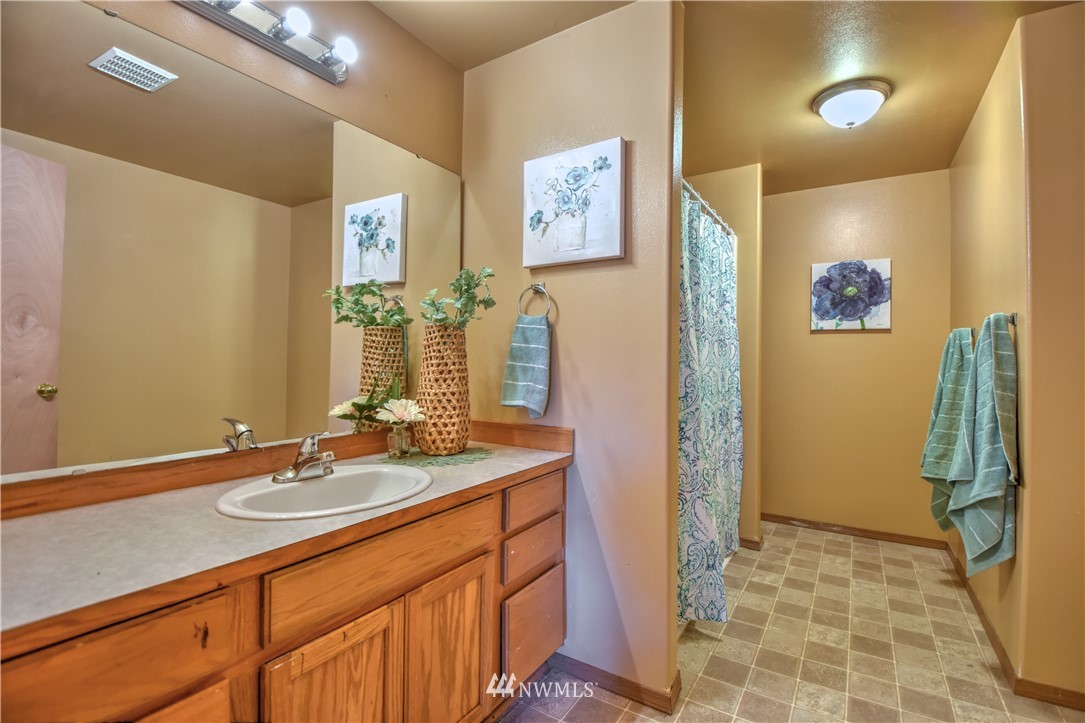 7630 191st Avenue Southwest Rochester, WA 98579 - Photo 13 of 22