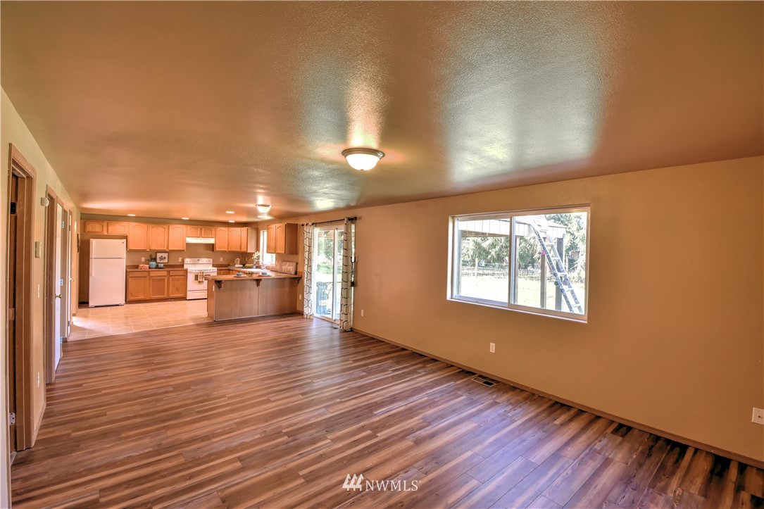7630 191st Avenue Southwest Rochester, WA 98579 - Photo 8 of 22
