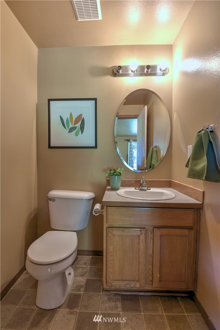 7630 191st Avenue Southwest Rochester, WA 98579 - Photo 10 of 22