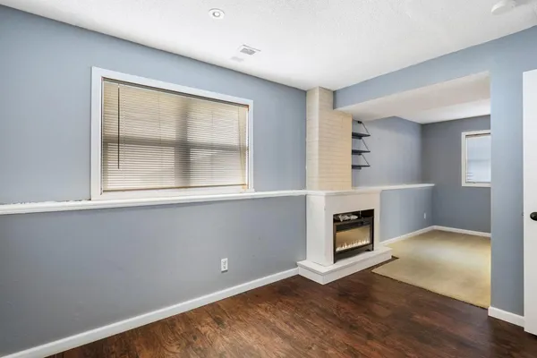 $375,000 | 2015 Heritage Drive, Shakopee, MN 55379