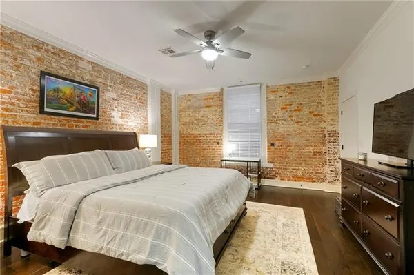 $2,600 | 633 Tchoupitoulas Street, Unit 6, New Orleans, LA 70130