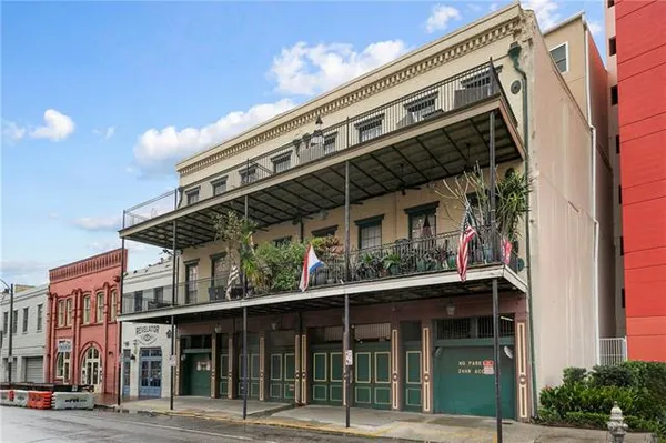$2,600 | 633 Tchoupitoulas Street, Unit 6, New Orleans, LA 70130
