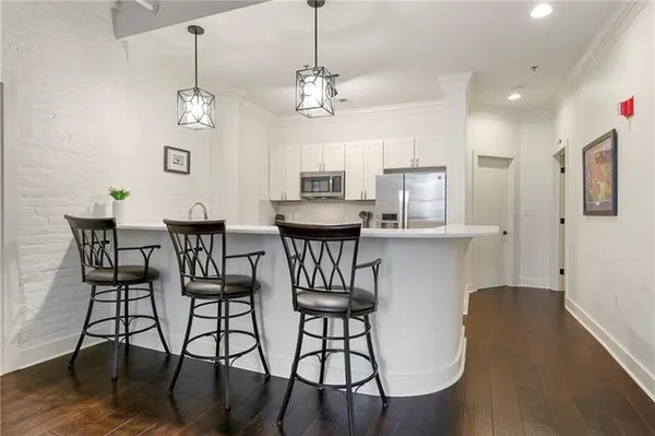 $2,600 | 633 Tchoupitoulas Street, Unit 6, New Orleans, LA 70130