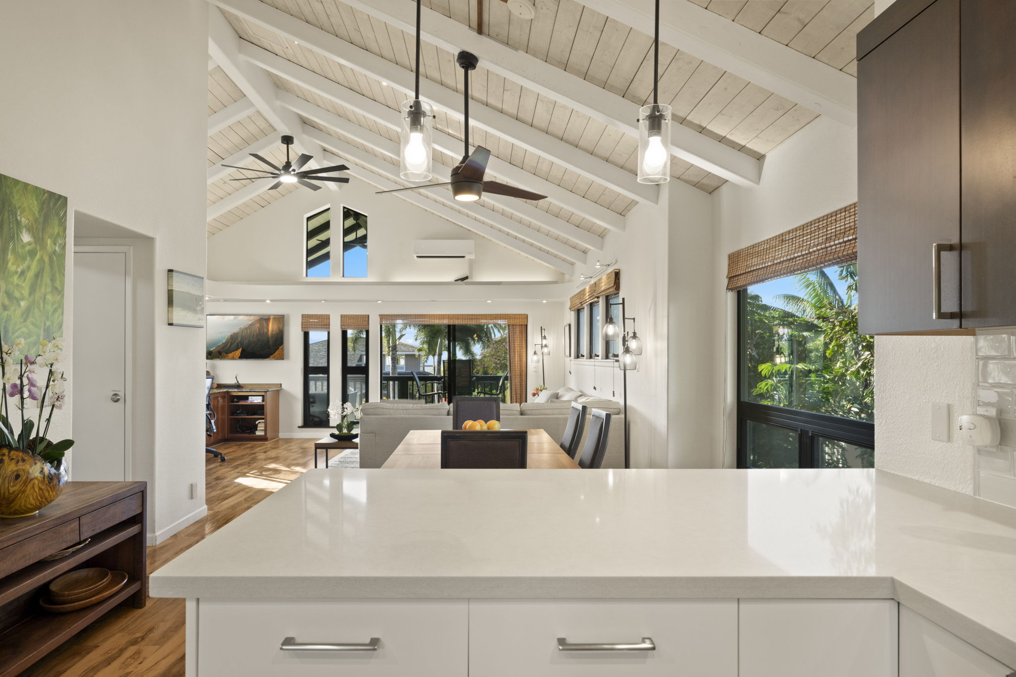 3835 Punahele Road Princeville, HI 96722 - Photo 6 of 30 a view of a living room and kitchen floor