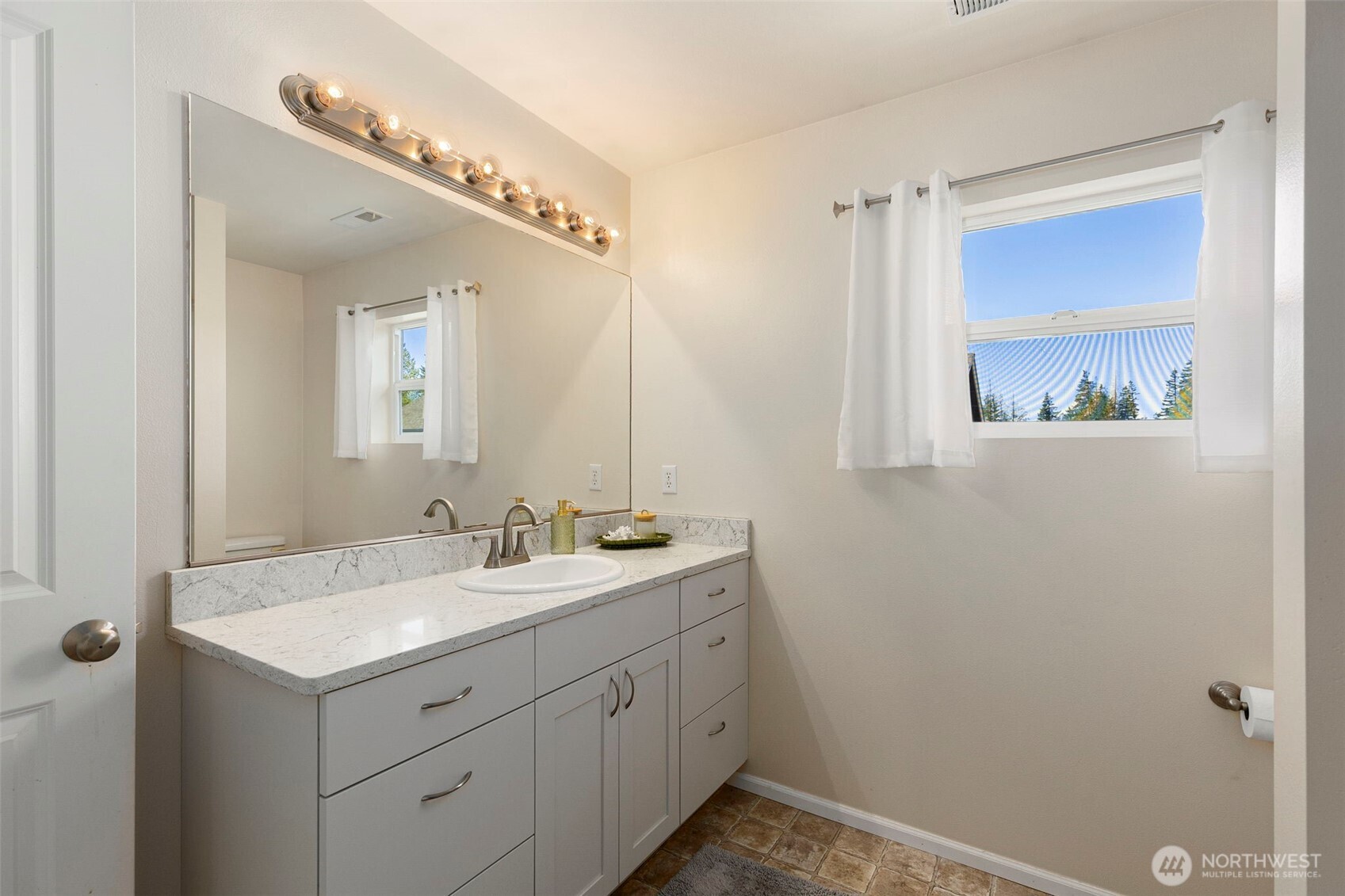 4787 Strathmore Circle Southwest Port Orchard, WA 98367 - Photo 21 of 32
