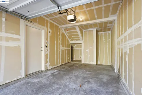 $325,000 | 5350 Dunlay Drive, Unit 412, Sacramento, CA 95835