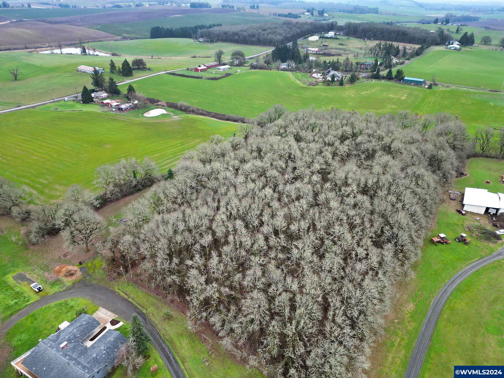 8700 Fruit Farm Road Independence, OR 97351 - Photo 5 of 42 Gallery Image 5