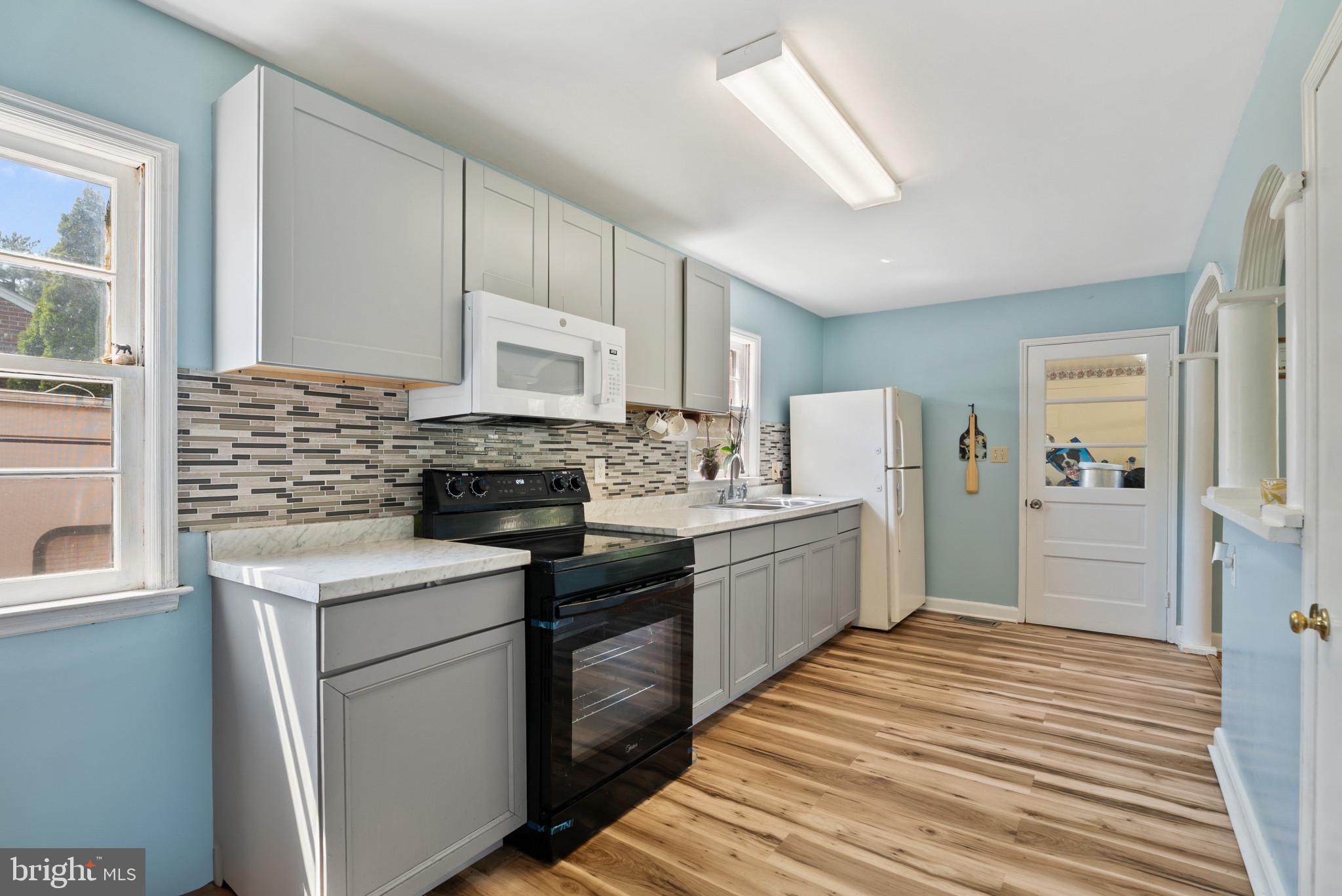 44 Goni Terrace Westminster, MD 21157 - Photo 7 of 28 Vinyl Flooring