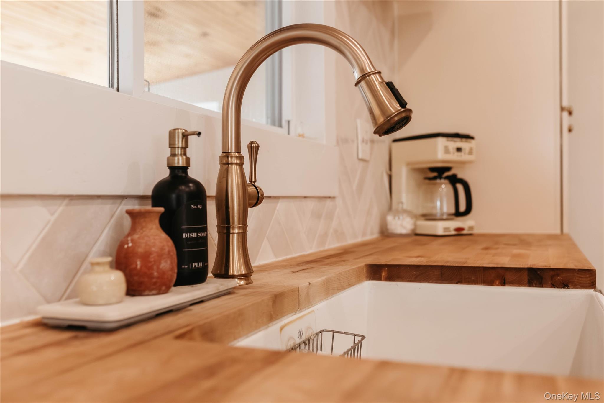 489 Forest Road Wallkill, NY 12589 - Photo 10 of 32