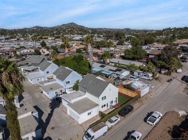 $575,000 | 3101 King Arthurs Court, Spring Valley, CA 91977