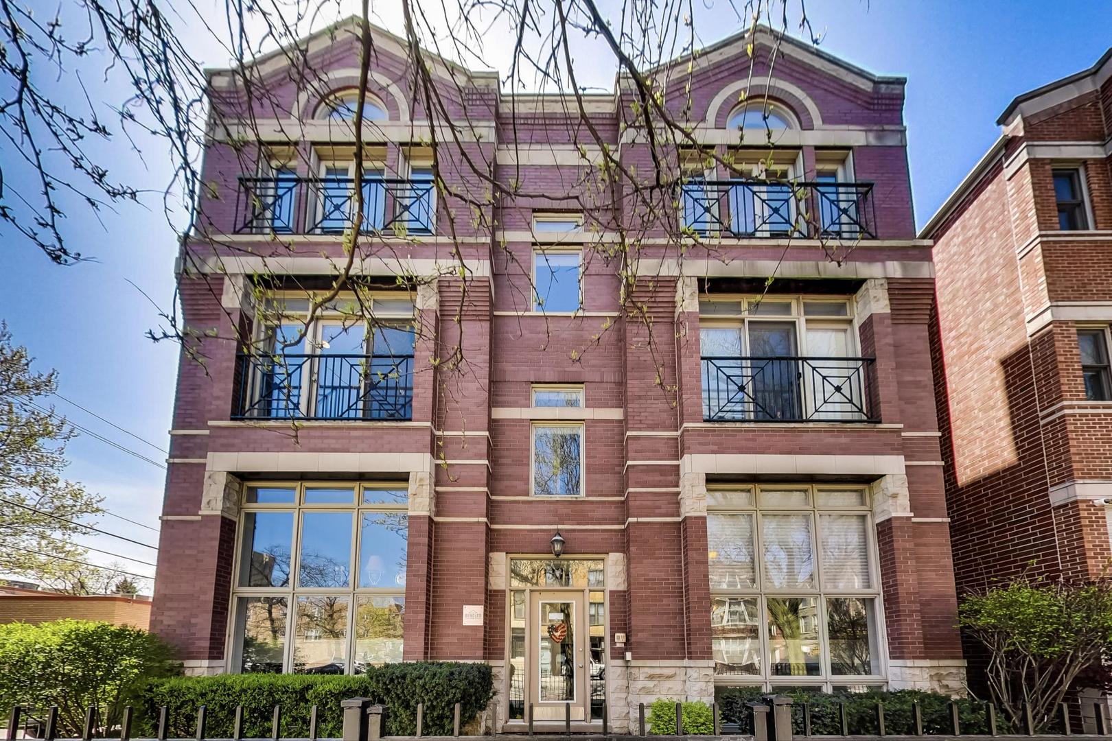 1033 West Taylor Street, Unit 2E Chicago, IL 60607 - Photo 1 of 20 front view of a building