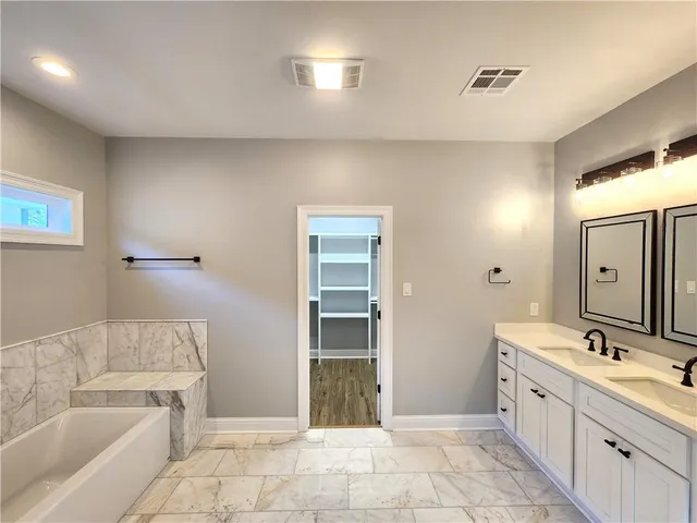 $412,000 | 220 Trudeau Drive, Metairie, LA 70003