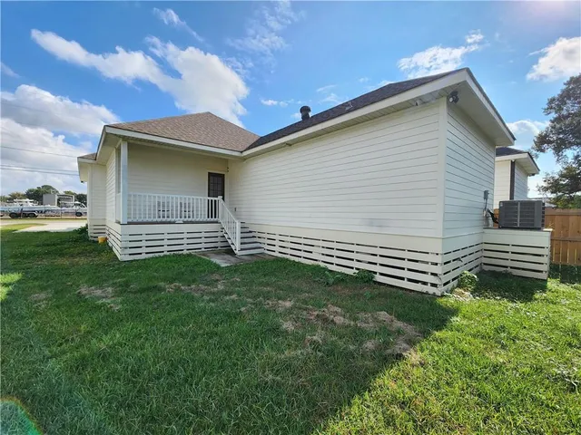 $412,000 | 220 Trudeau Drive, Metairie, LA 70003