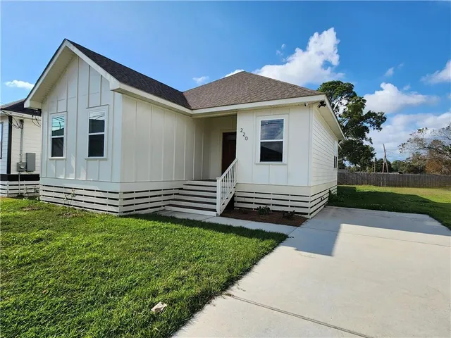 $412,000 | 220 Trudeau Drive, Metairie, LA 70003