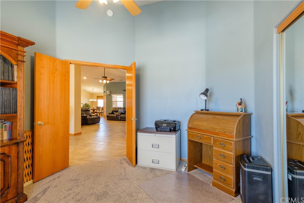 16196 Ridge View Drive Apple Valley, CA 92307 - Photo 25 of 68