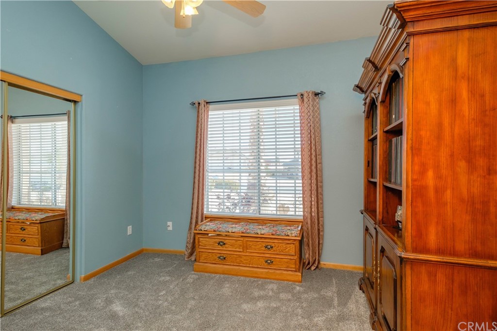 16196 Ridge View Drive Apple Valley, CA 92307 - Photo 26 of 68